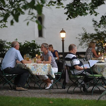 Hotel Gasthaus Adler Bad Waldsee Exterior foto