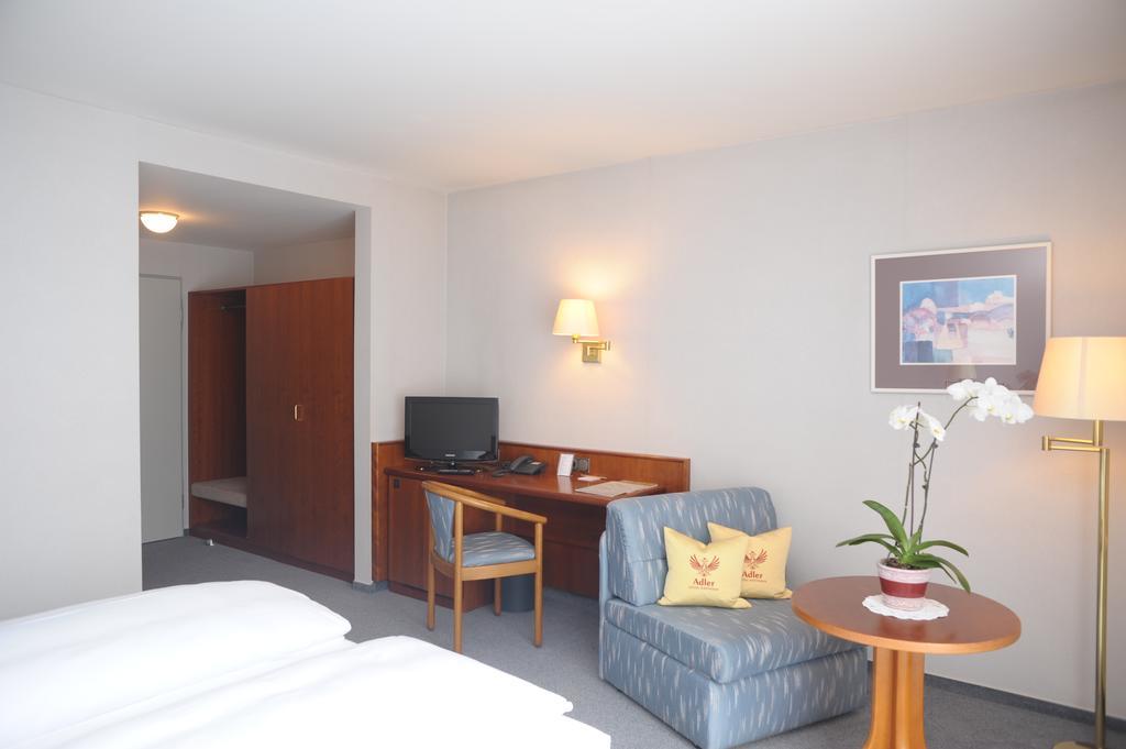 Hotel Gasthaus Adler Bad Waldsee Exterior foto
